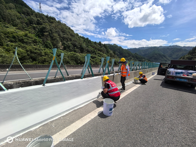 让养护更“聪明”!贵州高速集团铜仁营运中心科技创新护航高速安